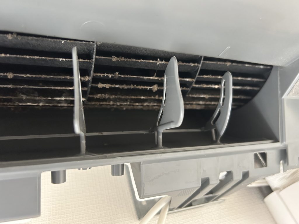 子供がいる家庭ほどエアコン掃除が必要な理由